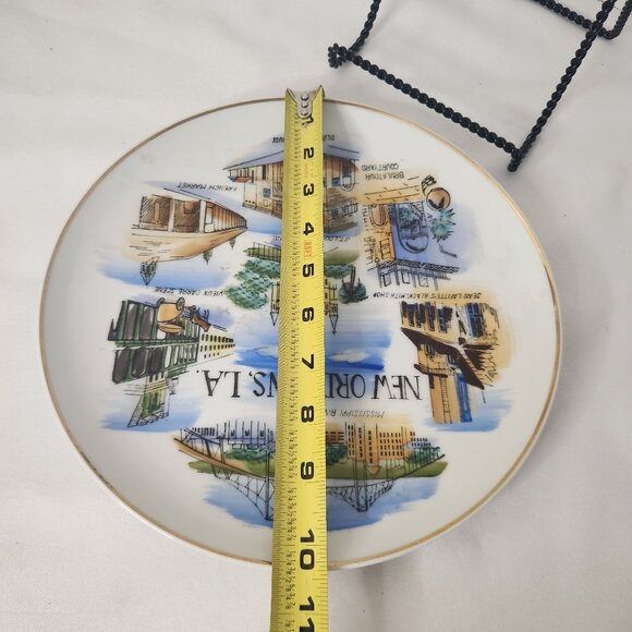 Decorative New Orleans LA Ceramic Plate With Iconic Landmarks & Gold Trim - Picture 5 of 5